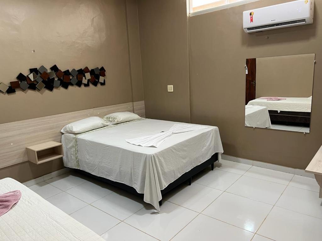 Hotel Pousada E Rooftop Abelha Cacau อัลตามิรา ภายนอก รูปภาพ